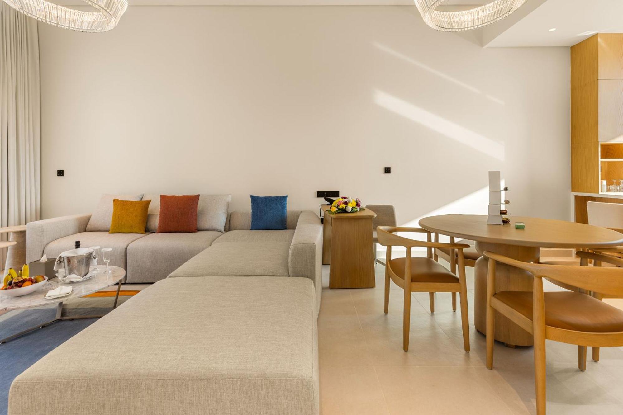 Ajman Hotel & Villas By Blazon Hotels Ngoại thất bức ảnh A living room at the hotel