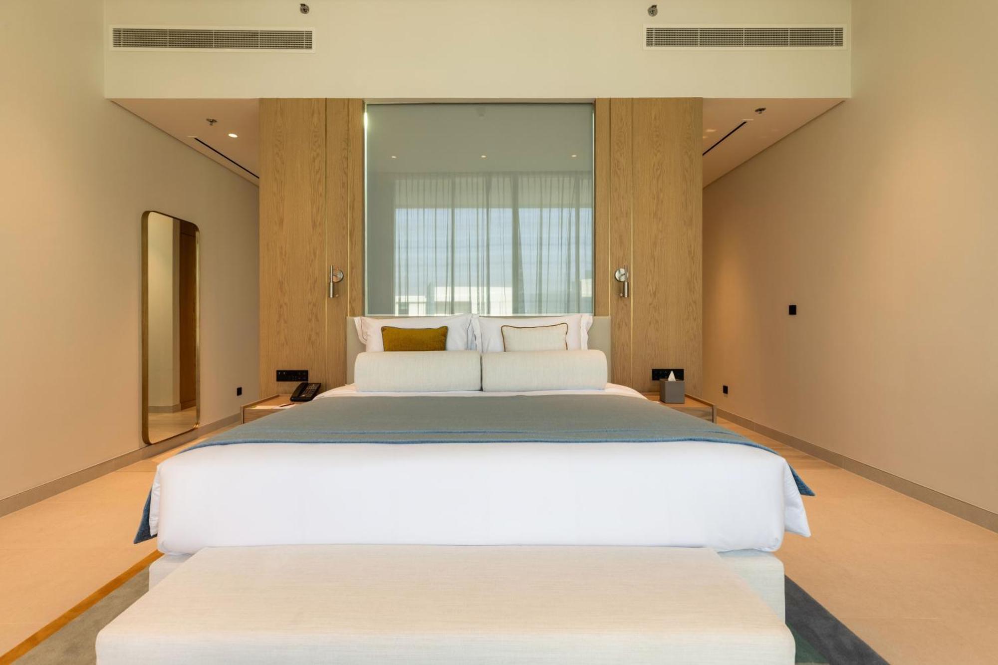 Ajman Hotel & Villas By Blazon Hotels Ngoại thất bức ảnh A bedroom at the hotel