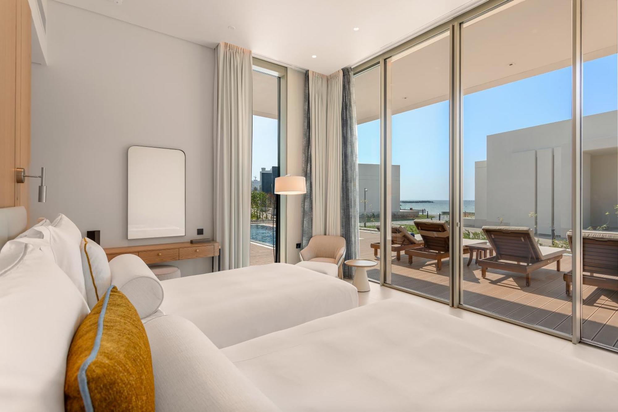 Ajman Hotel & Villas By Blazon Hotels Ngoại thất bức ảnh A bedroom at the hotel