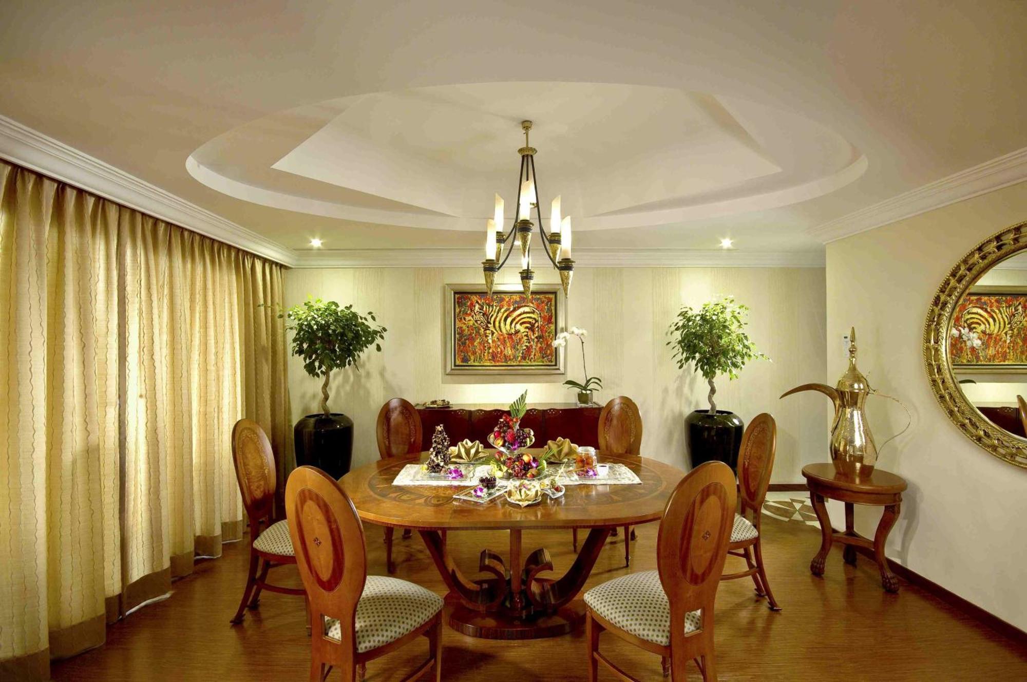 Ajman Hotel & Villas By Blazon Hotels Ngoại thất bức ảnh A dining room