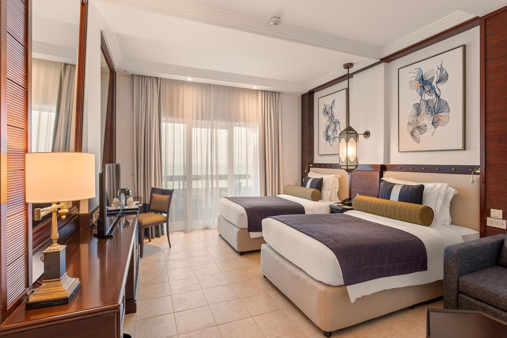 Ajman Hotel & Villas By Blazon Hotels Ngoại thất bức ảnh Deluxe Room