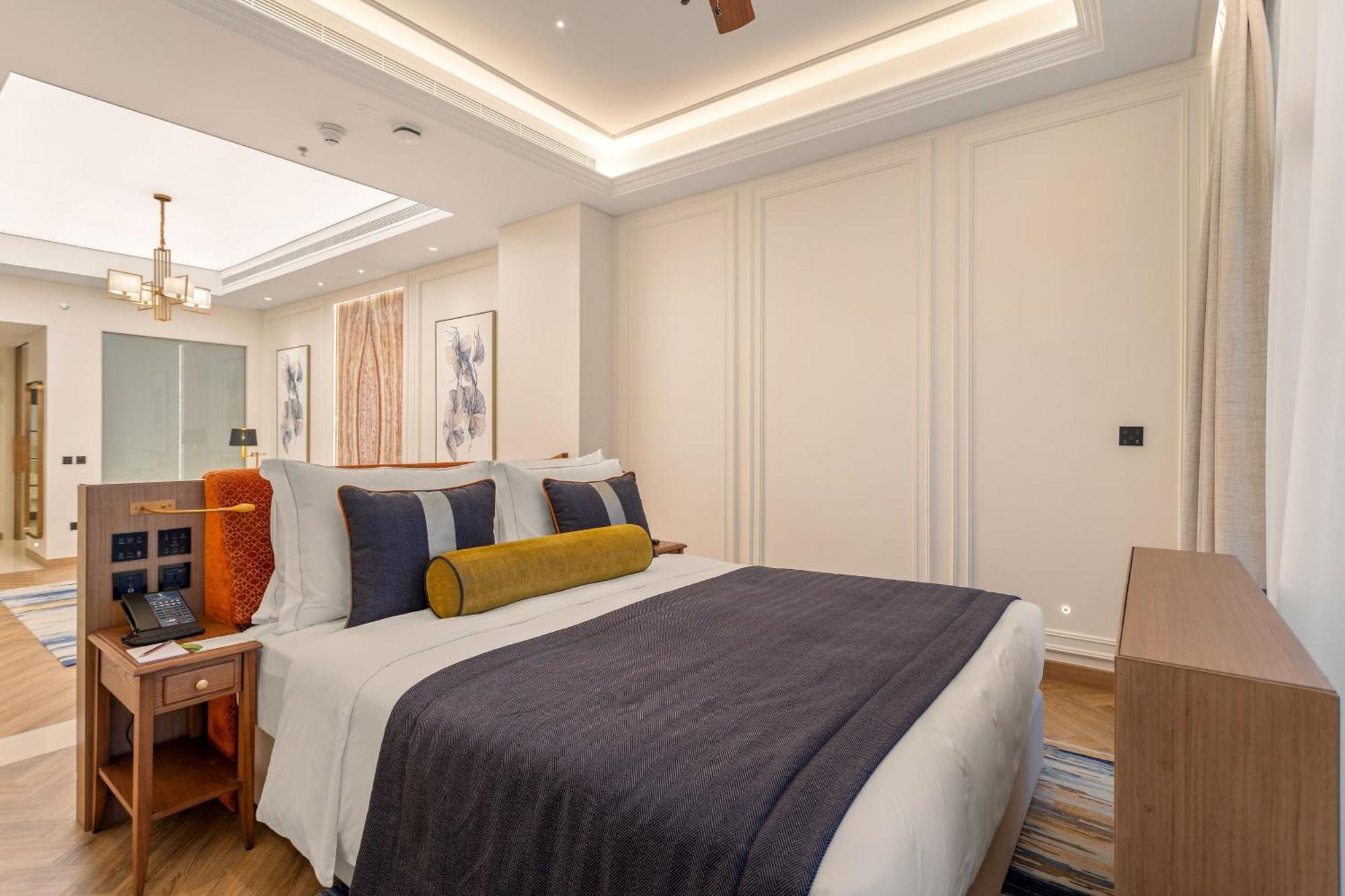 Ajman Hotel & Villas By Blazon Hotels Ngoại thất bức ảnh A bedroom at the hotel