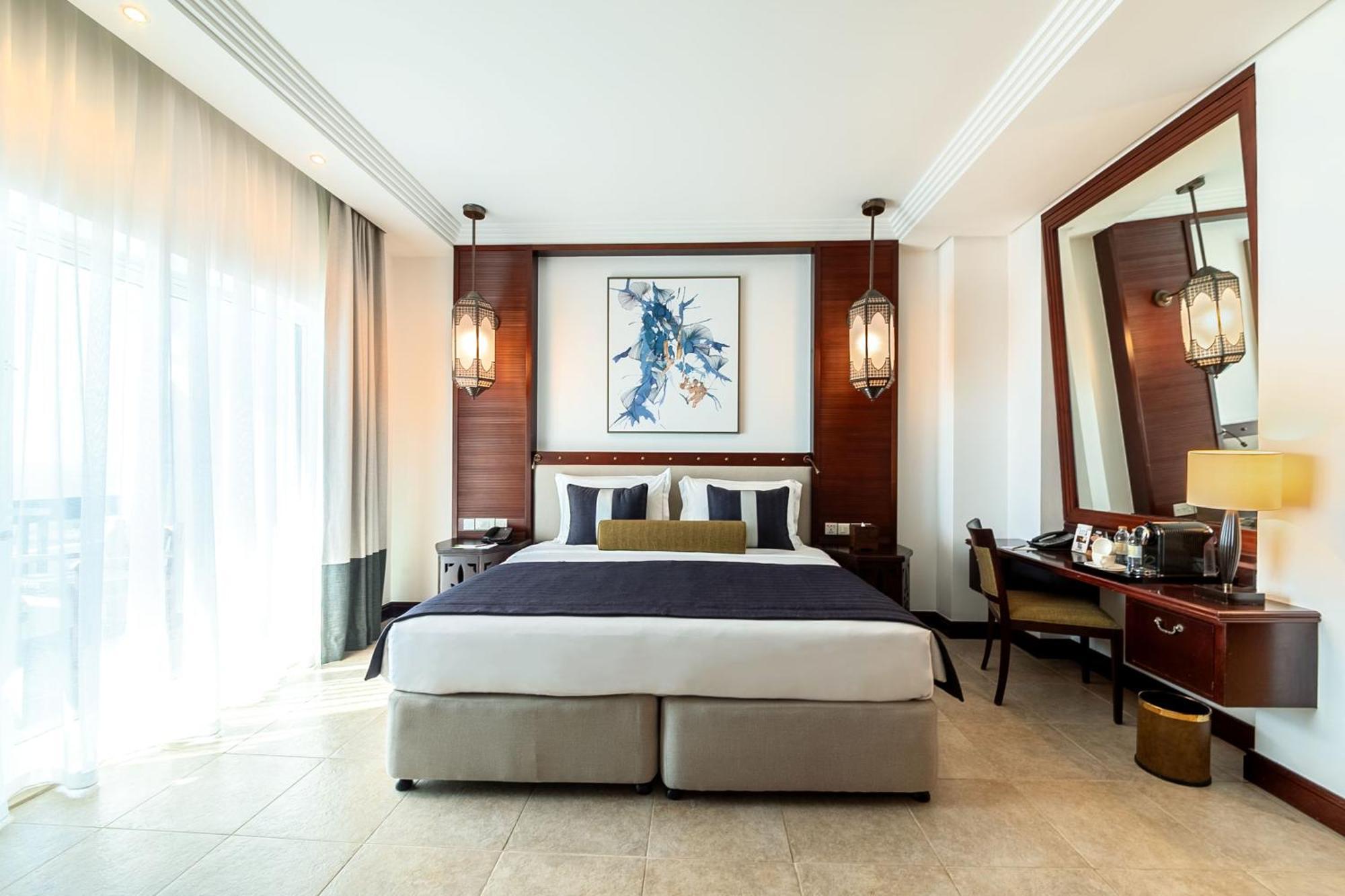 Ajman Hotel & Villas By Blazon Hotels Ngoại thất bức ảnh A bedroom at the hotel
