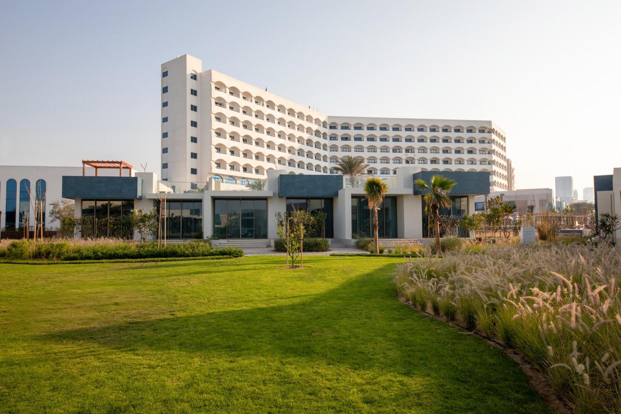 Ajman Hotel & Villas By Blazon Hotels Ngoại thất bức ảnh